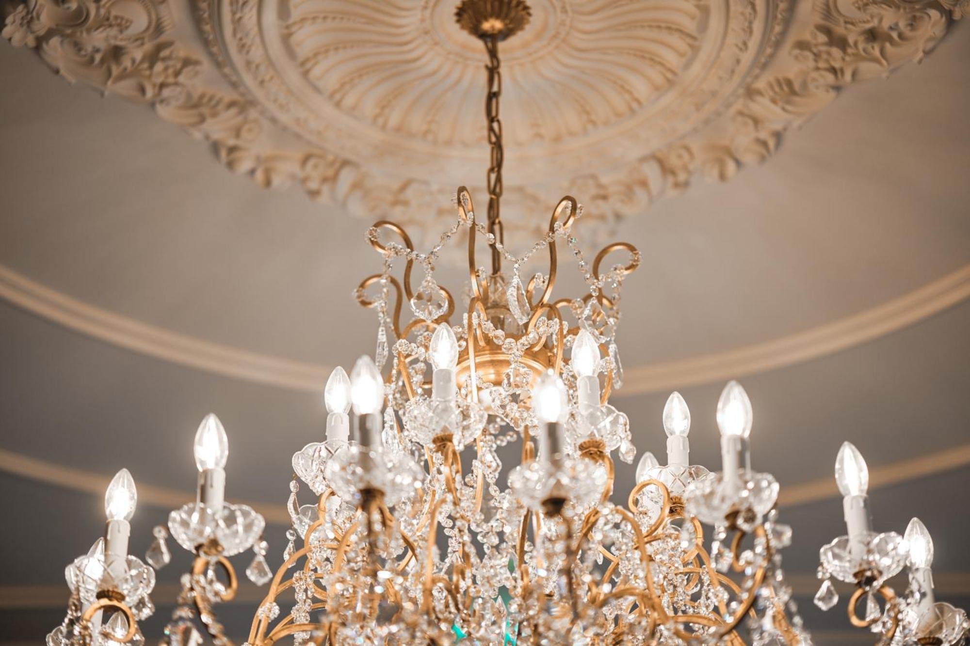 פורטו Ga Palace Hotel & Spa, A Xixth-Century Villa מראה חיצוני תמונה A chandelier