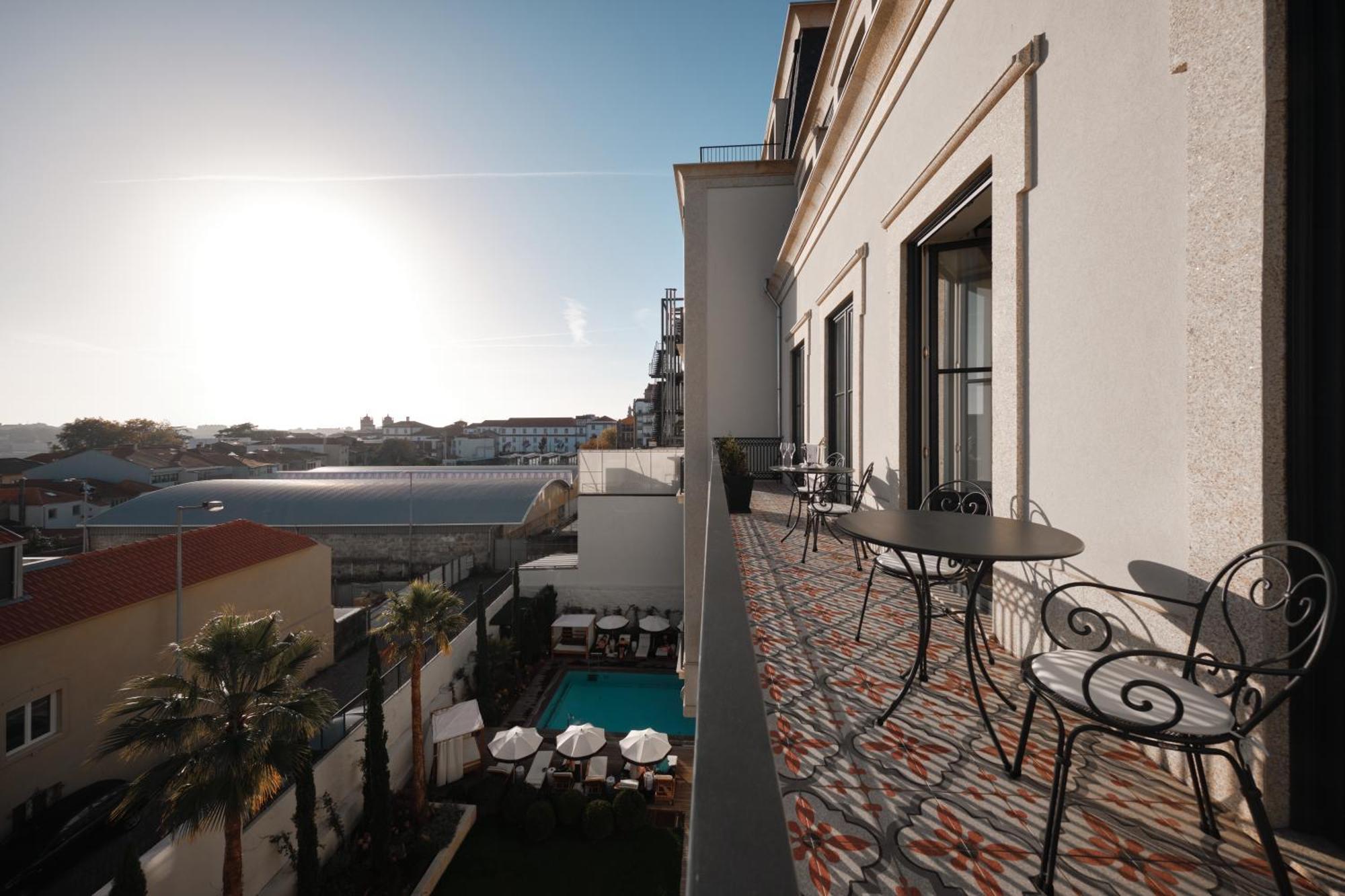 פורטו Ga Palace Hotel & Spa, A Xixth-Century Villa מראה חיצוני תמונה The hotel's terrace